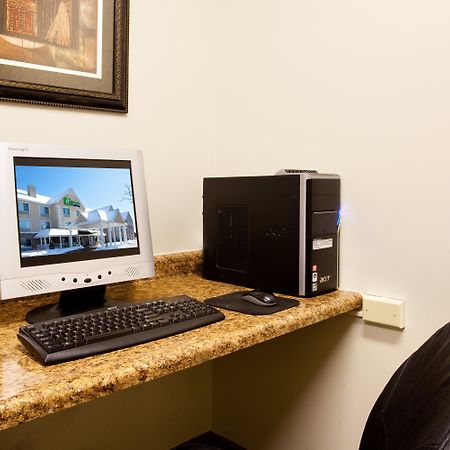 Holiday Inn Express & Suites Chicago-Deerfield Lincolnshire By Ihg Riverwoods Экстерьер фото